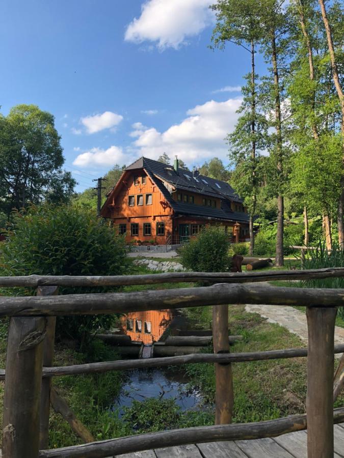 Kamenacka Myslivna 호텔 Moravany  외부 사진
